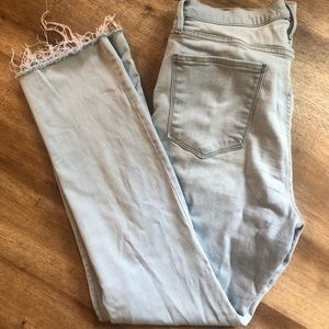 Frame Le Sylvie Straight Jean